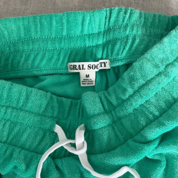 Terry cloth shorts - Picture 1 of 3